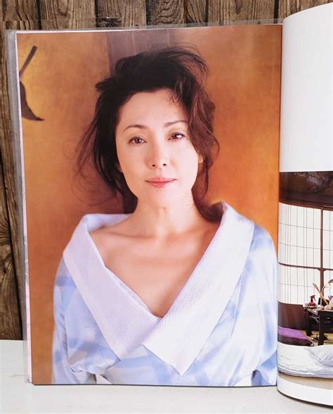 松坂 慶子 写真 集|CiNii 図書 .